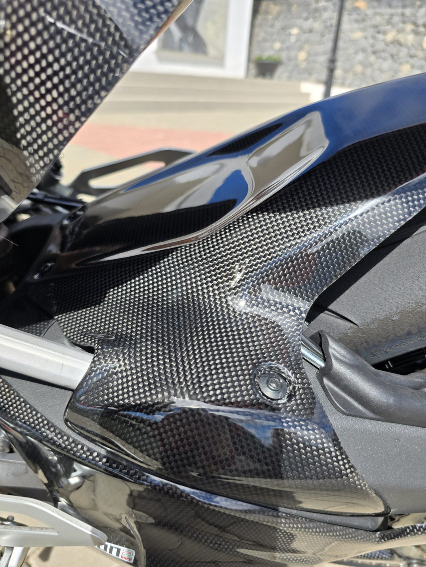 DUCATI Panigale V2 Carbon Fiber Rear Hugger Short