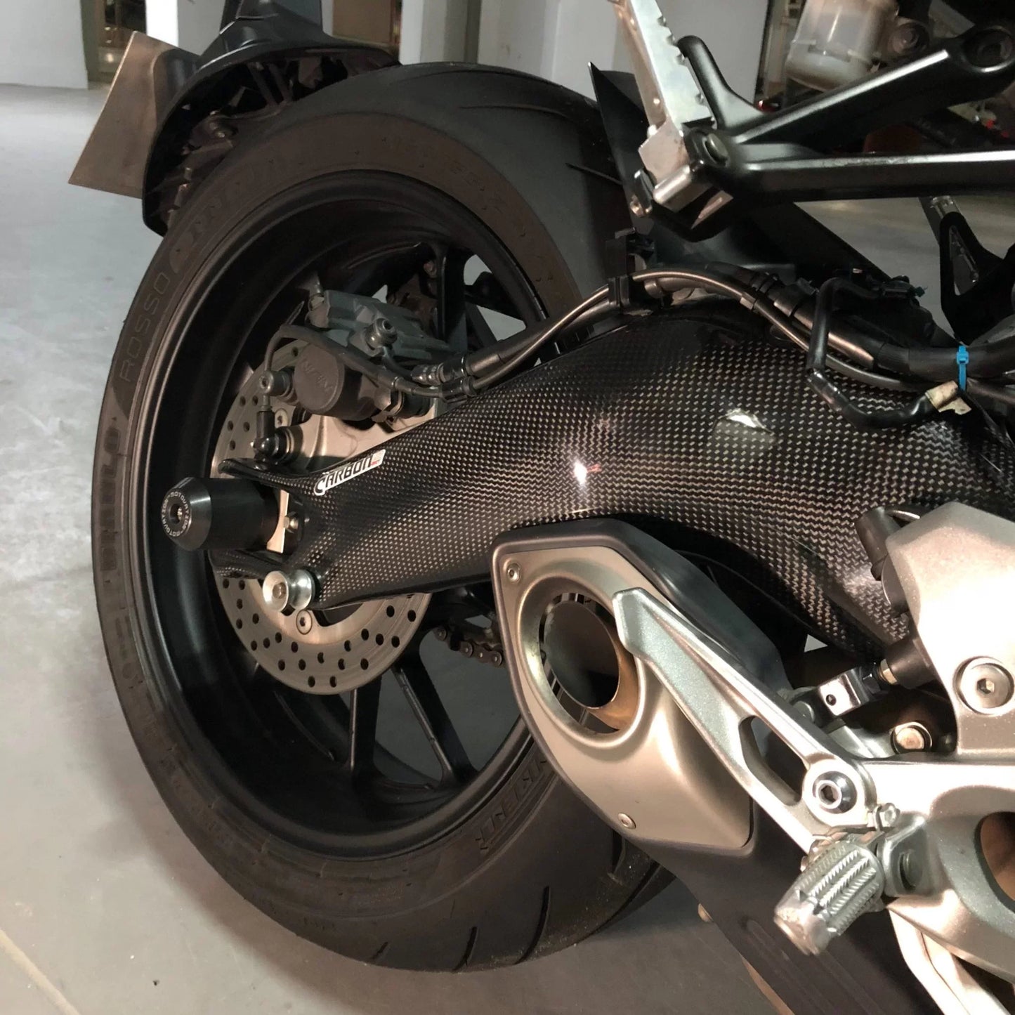 YAMAHA MT09 FZ09 2013-2020 Carbon Fiber Swingarm Covers